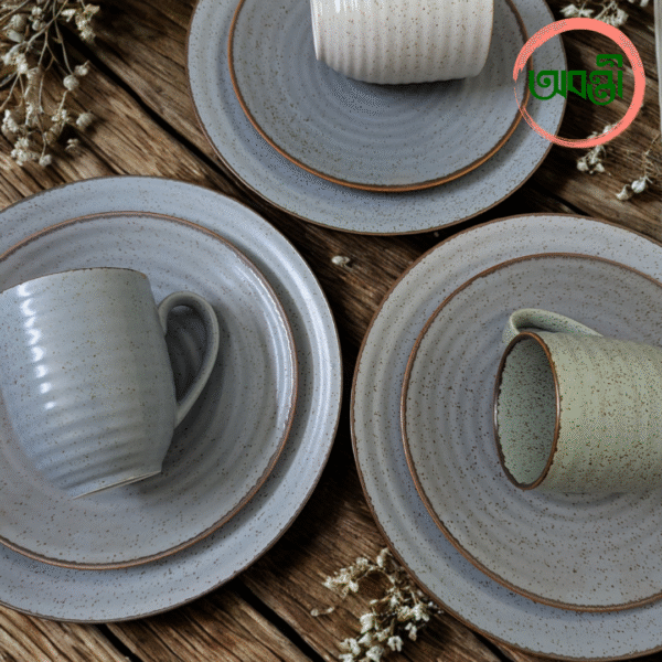 Artisan Slate Blue Dinner Set (18 Pieces)