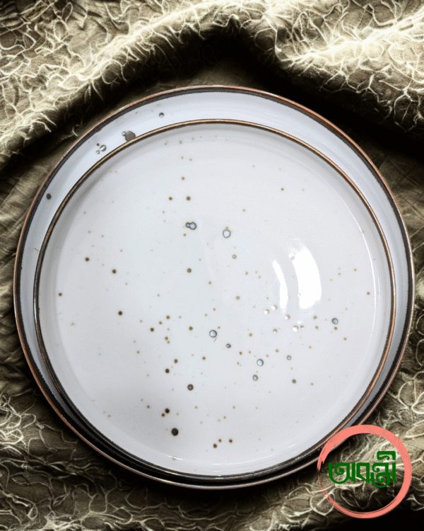Pale Ivory Speckle Dinner Set